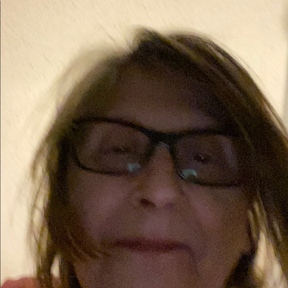 Meet your Posher, Linda - Picture 1 of 1